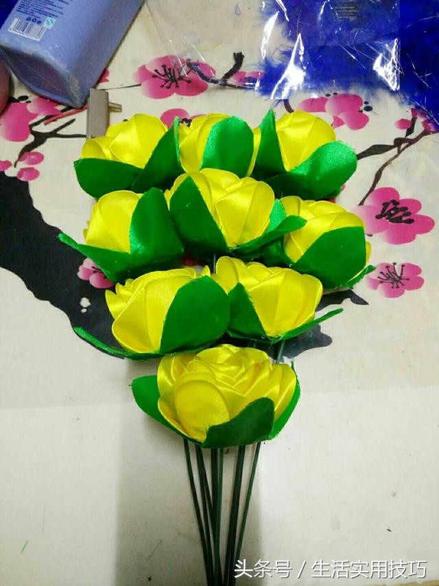 18朵丝带玫瑰花尖黑色包装教程,玫瑰花的包装教程