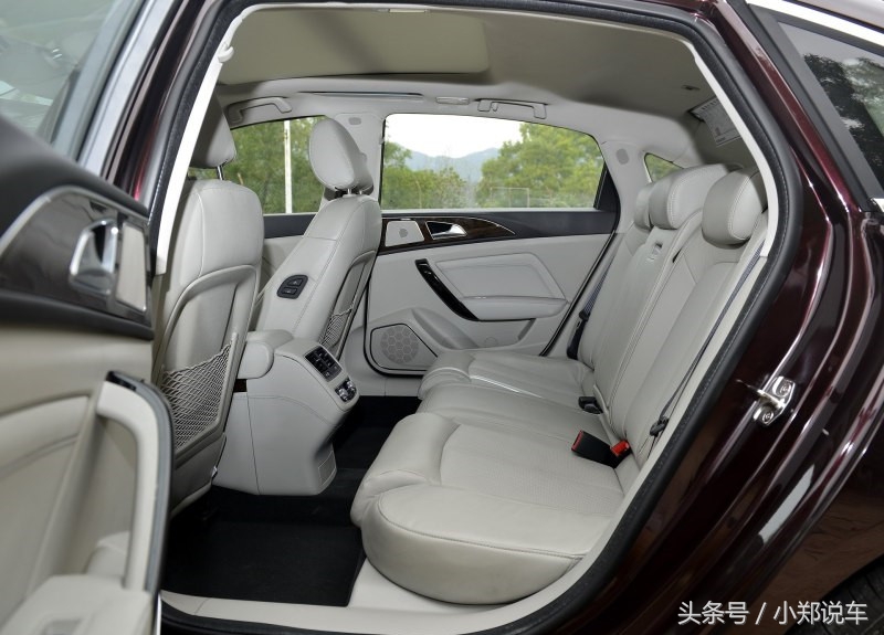 2万多块钱的众泰z700,众泰z700油耗