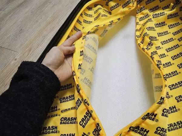 这个行李箱烂到不忍直视，却被各路明星疯狂追捧，why？