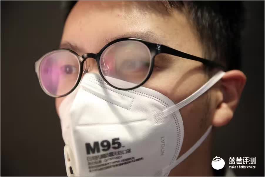 鹿晗绿色同款口罩,心疼鹿晗的瞬间