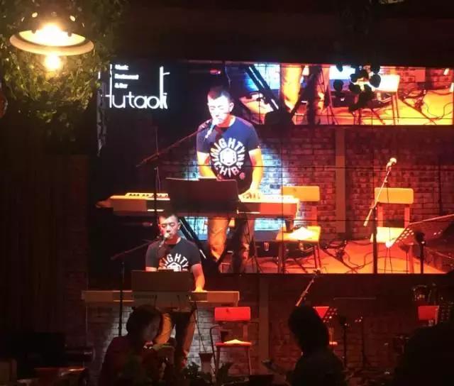 重庆圣诞节约会攻略,重庆第一波