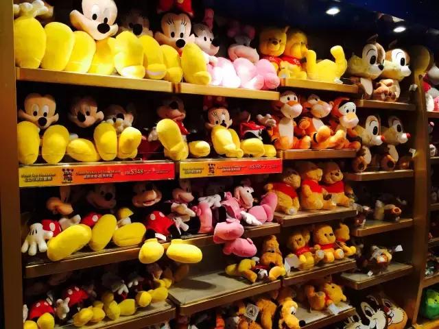 哪个地方免税店买衣服最便宜,买什么机场特产最便宜