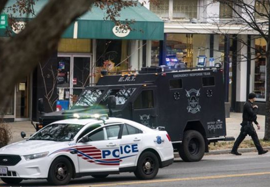 特朗普回应假新闻,假新闻特朗普