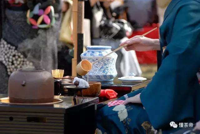 圣诞节外国人的节日有什么好过的,圣诞节外国人爱喝什么茶