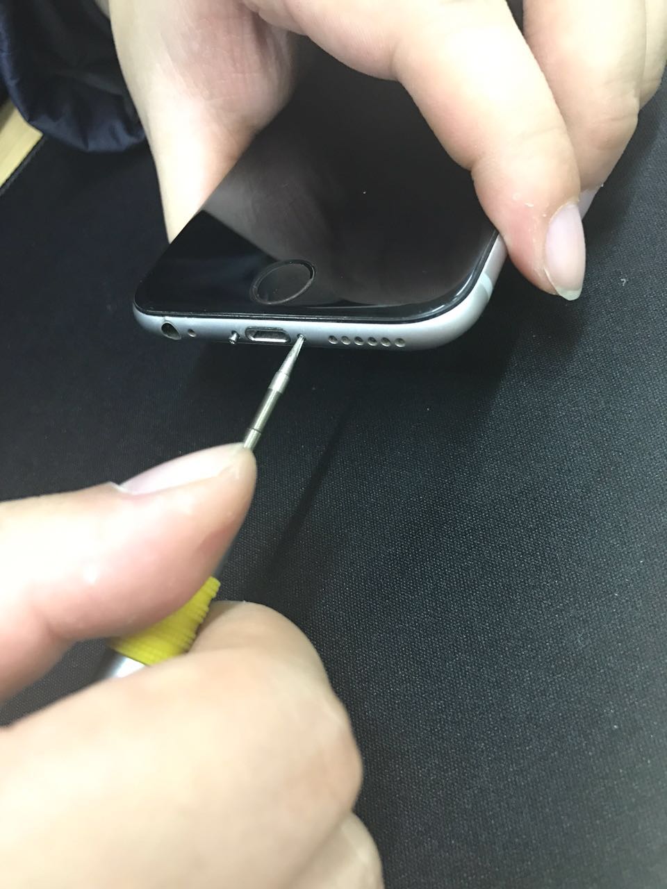 iphone6屏幕更换多少钱,iphone6屏幕换玻璃