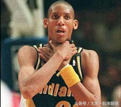 球星经典庆祝动作合集,艾弗森的庆祝动作