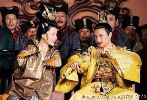 此人逼武则天退位，却被自己亲自扶上的皇帝所杀，死的惨不忍睹