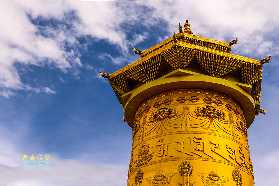 世界最大的转经轮图片,世界上最大的转经轮有什么寓意