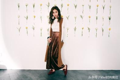 想自带女王气场！学石原聪美交给“全长宽裤”就对了