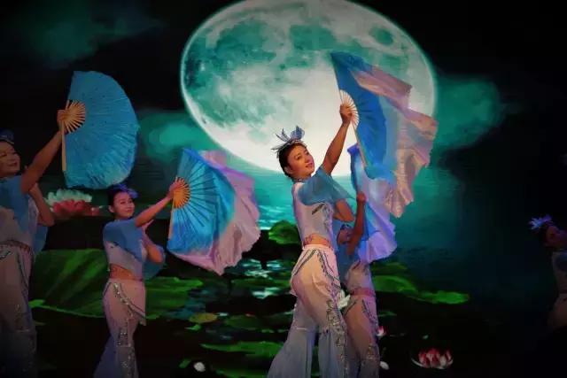 褰㈣薄璁捐澶ц禌瀛︽牎,鑱屾牎褰㈣薄璁捐澶ц禌