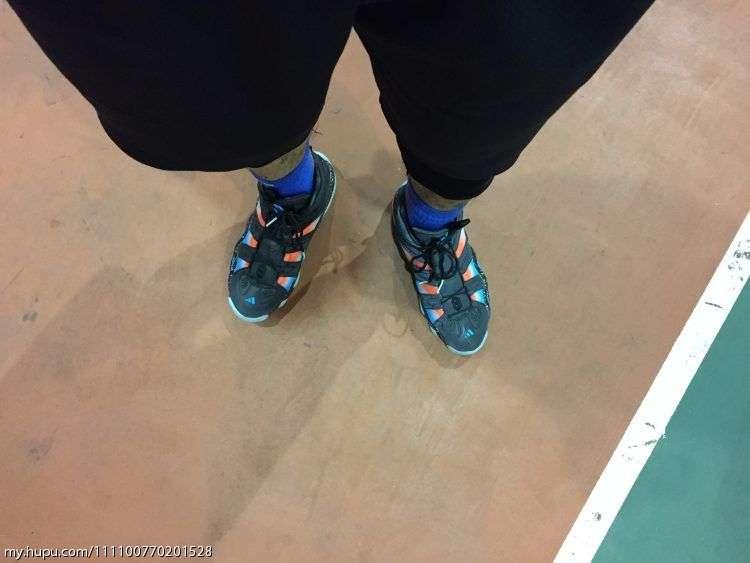 阿迪crazy8测评,adidascrazy8白