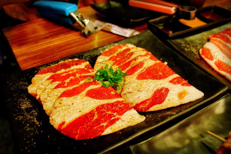 寒冬来袭温暖,冬日的温暖来自店里爆满