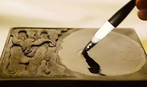 文房四宝是不是皇帝用的,中国古代的文房四宝都叫做什么