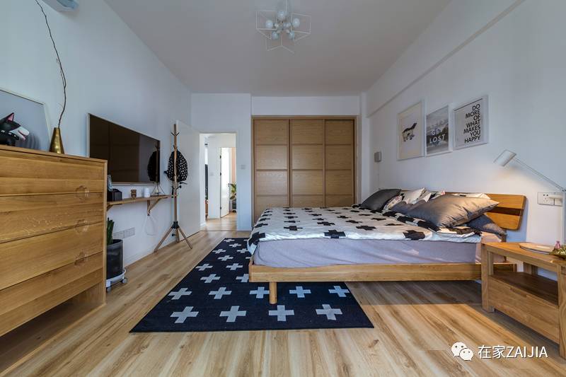 装修全程遥控，家具闲鱼网淘，资深宅男让闹市区老房大变样