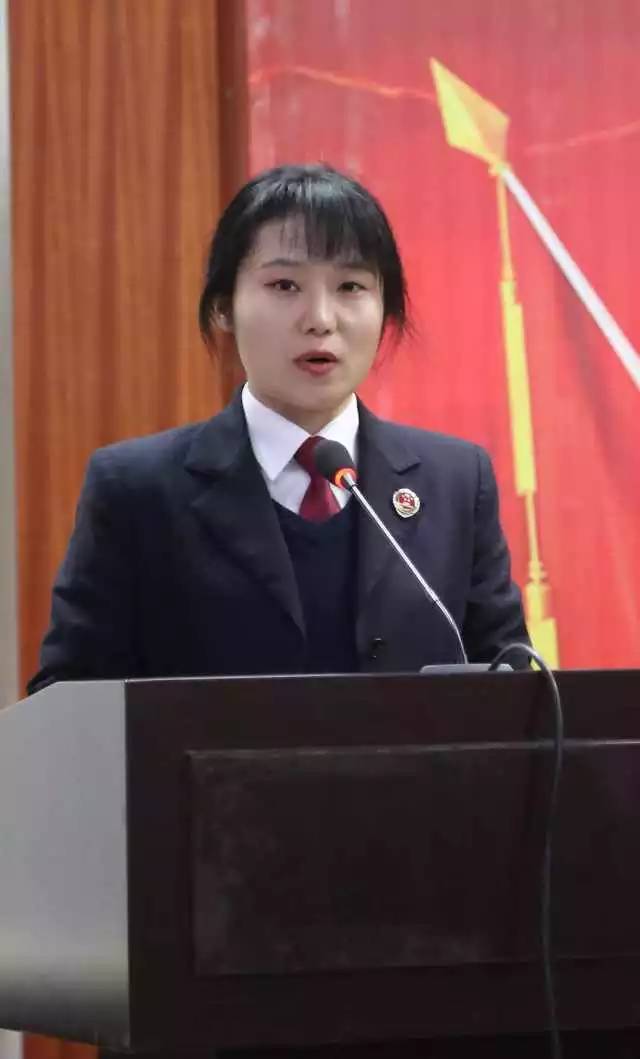 工作做得简单怎么表达,如何上台分享自己的工作经验话术