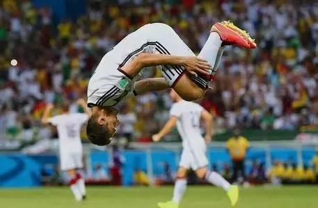 足坛十大传奇告别,2016年足坛转会汇总