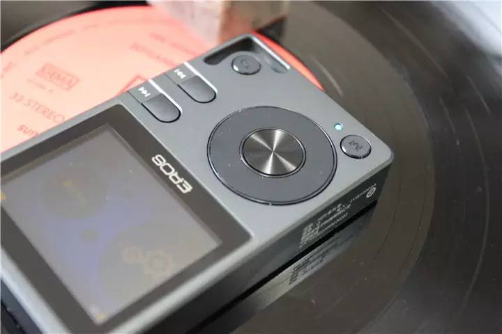 新年开箱第二弹---EROS*放播**器Q