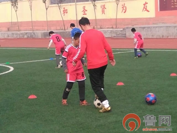 足球教练青岛,青岛足球队教练