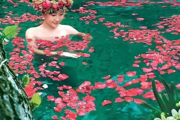 泡温泉是养生之道,湿寒体质泡温泉效果好吗