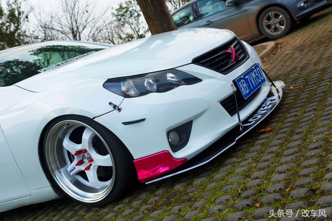 閿愬織缁炵墮缇庡浘,缁炵墮閿愬織