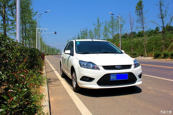 福克斯1.8l手动驾驶体验,经典福克斯1.8用车感受