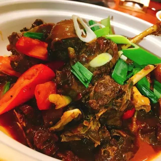 长沙有几个明星开的店,长沙有哪些明星开的店铺