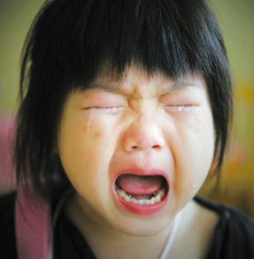 如何判断三岁孩子过敏严重程度,三岁小孩脸红肿是过敏了吗