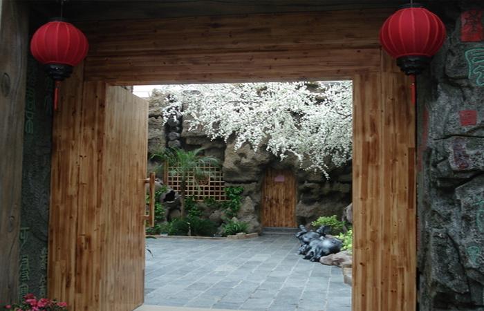 木质门暗藏玄机，比“任意门”还好使