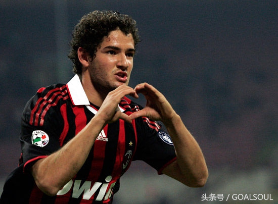 巴西历届天才,巴西十大天才之首