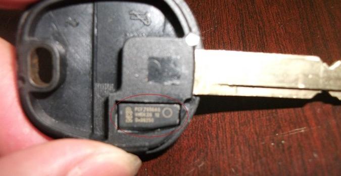 汽车的防盗芯片如何配置,别克陆尊防盗芯片匹配方法