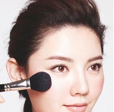 超级简单的腮红制作教程,瘦脸腮红化妆小妙招