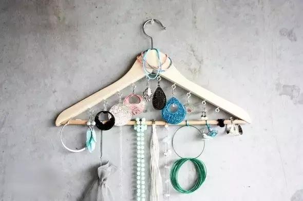 魔法改造，没用的废物强势来袭，华丽变身首饰架