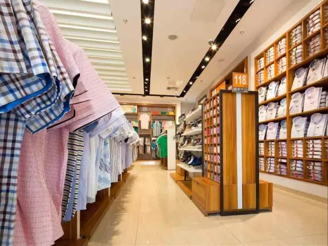 陈乔恩刘雯宋佳争着穿,那些年丑哭的国产牌子终于时髦上天!