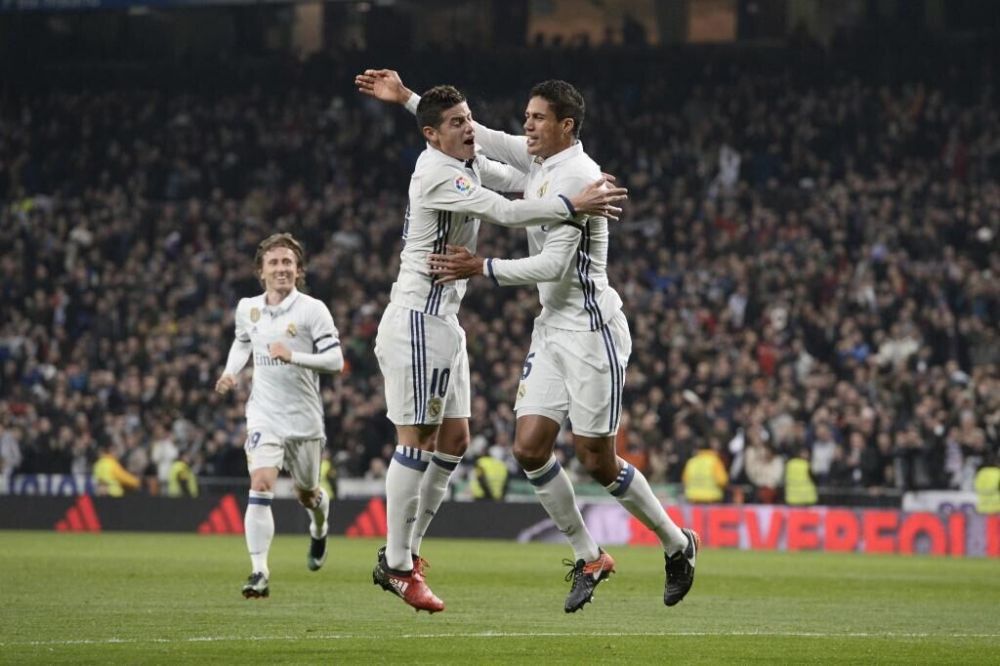 j罗在皇马的经典瞬间,皇马j罗到底有多强