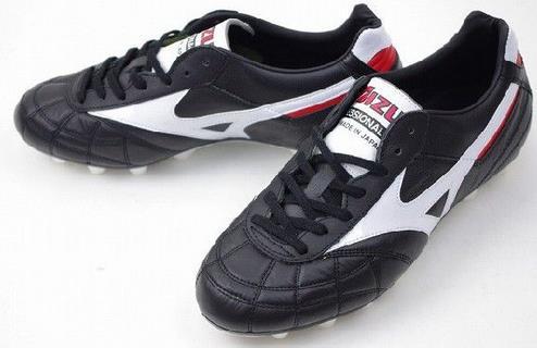 实战足球鞋最便宜,卡尔美速度型足球鞋实战