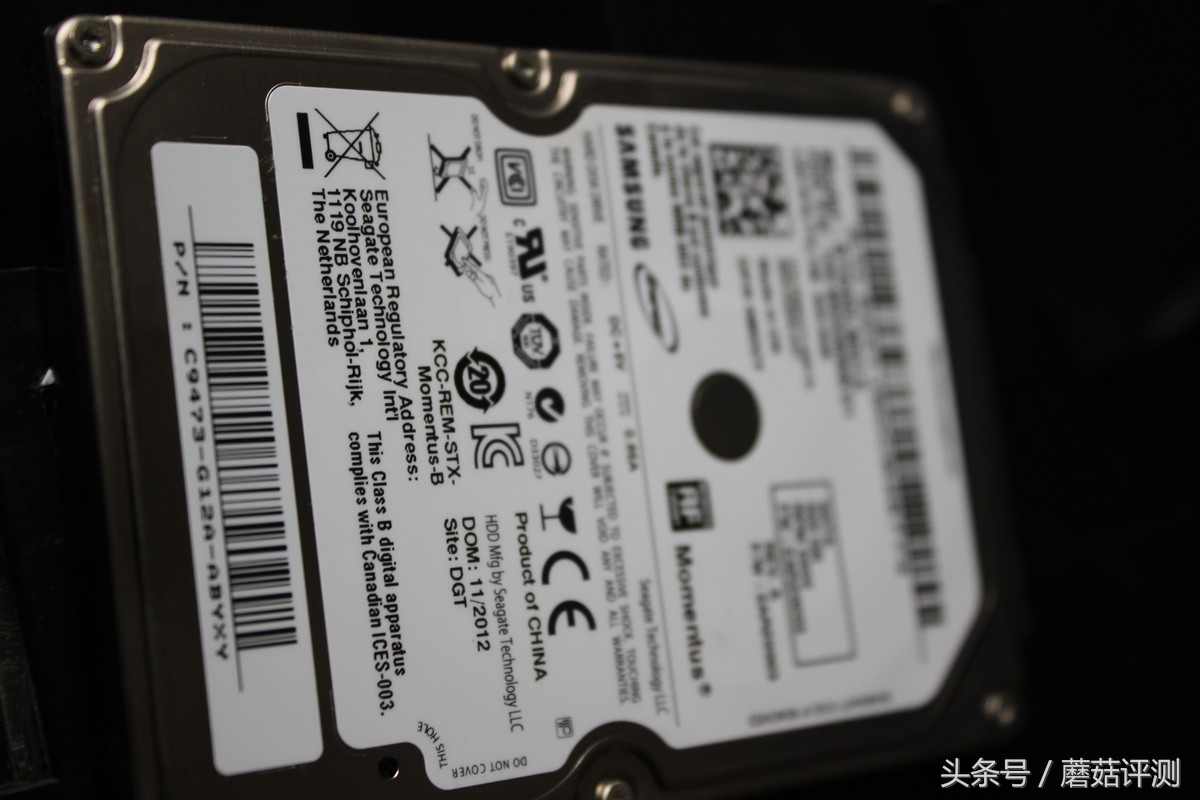 戴尔inspiron3421加装固态,戴尔笔记本inspiron143476拆机