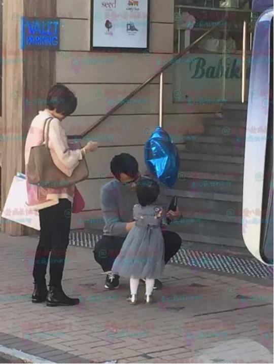 刘恺威带小糯米去玩了吗,刘恺威和杨幂最近在关心小糯米吗