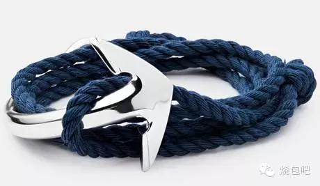 唯物｜情人节倒计时，去看50个潮牌出的超级碗纪念球，独一无二