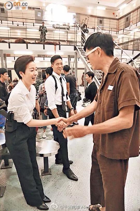 不管你们怎么骂，我心中的赌神家族只有他们