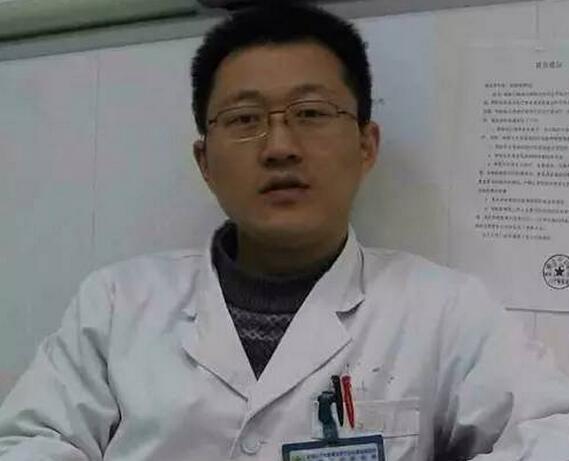 新闻追踪：好医生魂归故里莘县九百乡亲村口迎接