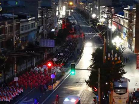 瞩目辉煌成就展望美好未来——紫云自治县50周年庆典活动