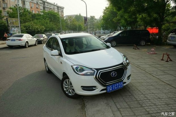 荣威e550纯电续航,荣威e50优缺点