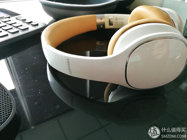 有颜值，有实力否？三星LevelOn头戴式耳机