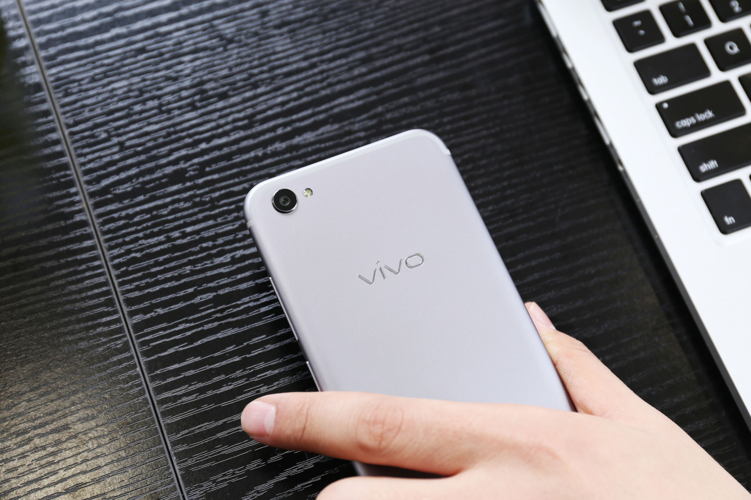 vivox9plus星空灰什么时候出,vivox9黑星夜