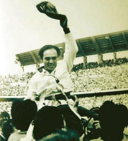 2005年辽足主教练是谁,辽足主帅