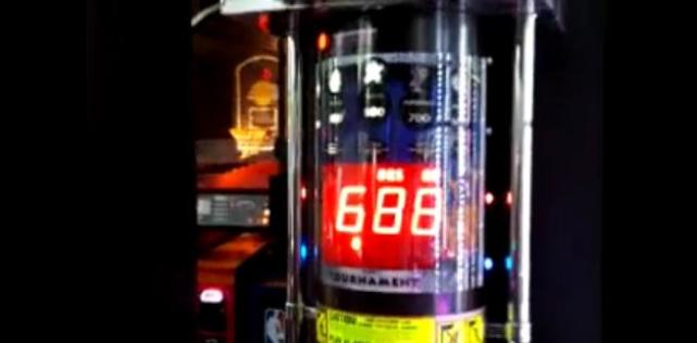 一龙重拳889磅接近泰森,虐400斤美保镖,11秒KO法冠军