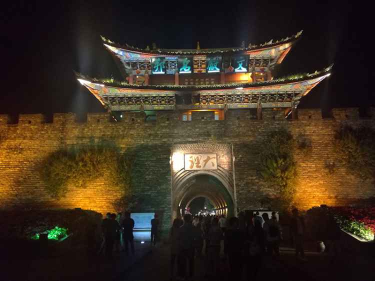 滇藏219线骑摩托进藏最全攻略,2021滇藏进藏自驾游