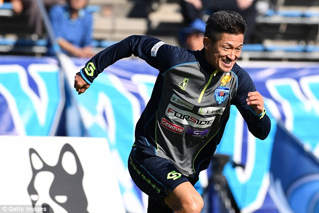 55岁还踢球三浦知良,三浦知良活化石