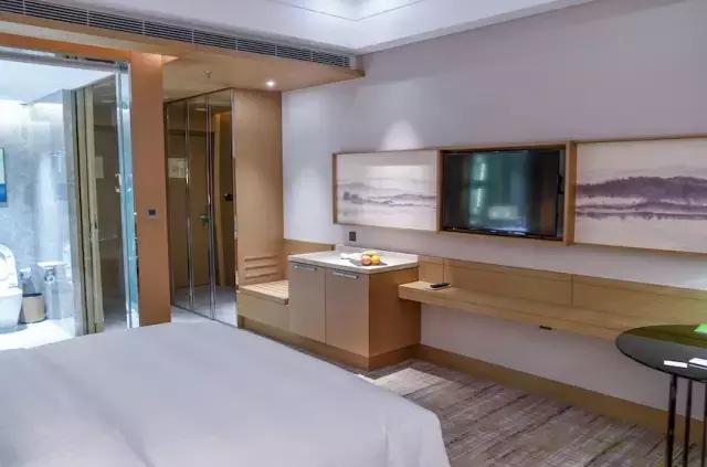 温泉酒店一定要有天然温泉吗,冬日里泡温泉