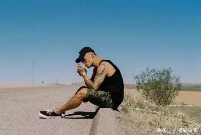 vans潮人的标配经典中的经典,让你购买后绝不后悔的几双vans